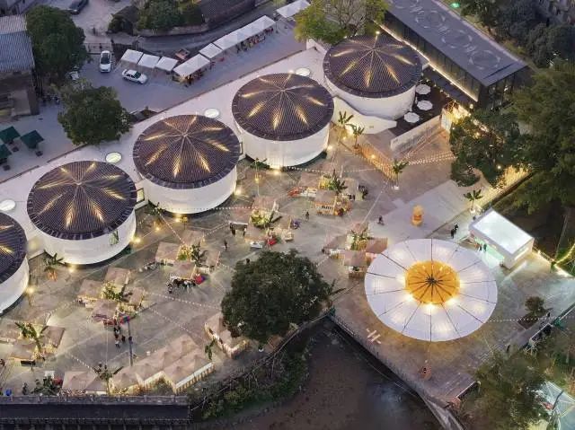 塘口墟的先鋒書店,由糧倉改造而成。