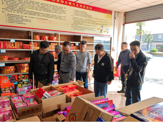 江門市供銷社理事會主任鐘國活到開平調研安全生產及為農服務工作
